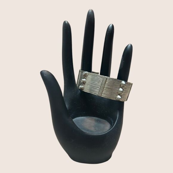 🩶 1940s ANTIQUE ETHIOPIAN BRACELET CUFF ADJUSTABLE SILVER HANDMADE ARTISAN - Picture 6 of 10